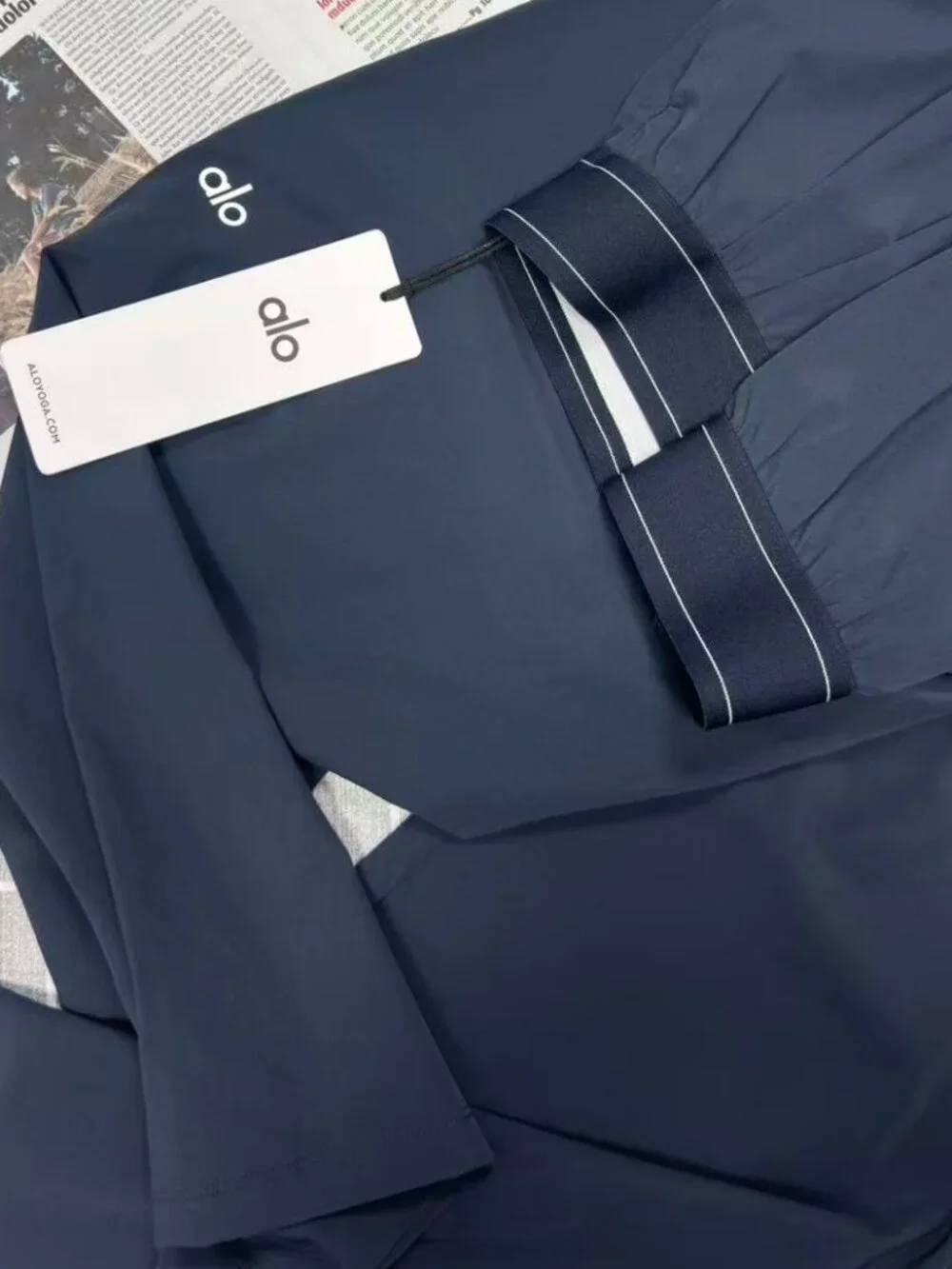 🎉Never Worn Navy ALO Yoga Suit Up Trouser (Regular)